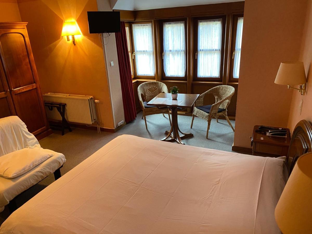 Hotel Du Roy Bouillon Ngoại thất bức ảnh