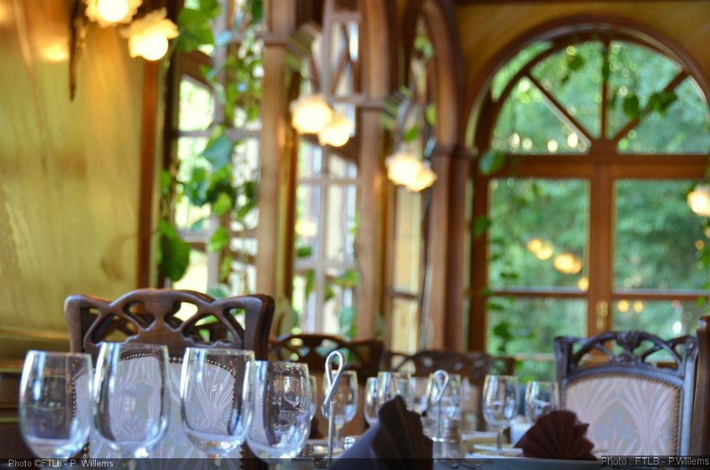 Hotel Du Roy Bouillon Ngoại thất bức ảnh