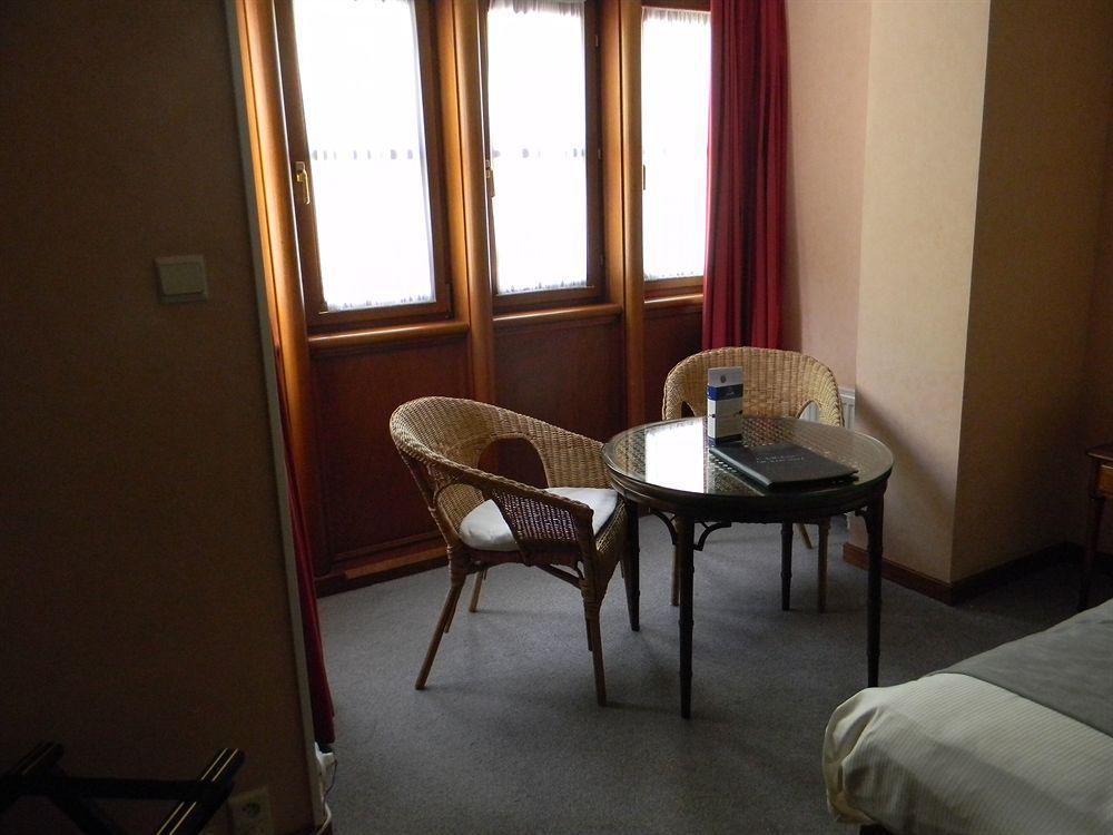 Hotel Du Roy Bouillon Ngoại thất bức ảnh